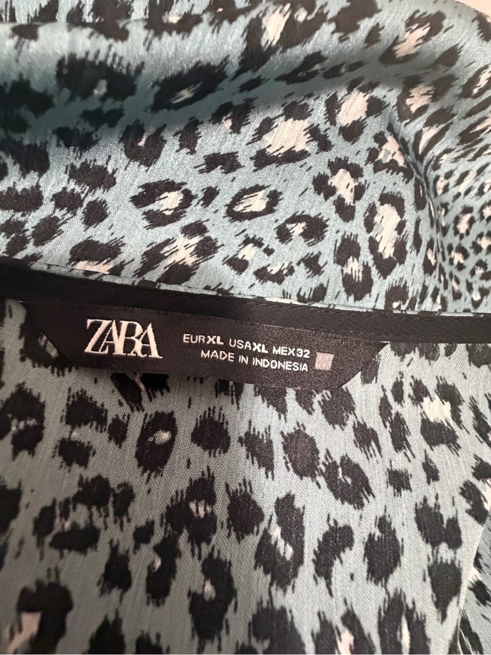 Zara Animal Print Ruffle Mini Dress Green - Picture 5 of 8